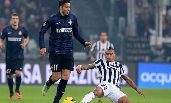 大量聚集在 大量聚集在