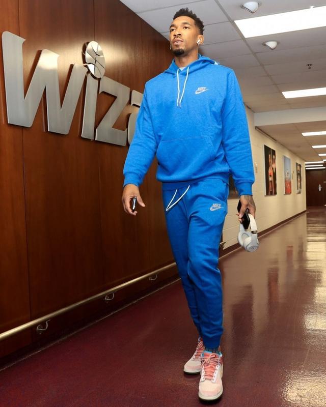 等更宽松牌 等更宽松牌